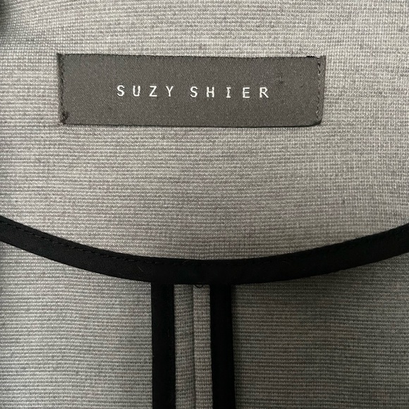 Suzy Shier 3/4 Length Tapered Blazer Size XS - Picture 3 of 8